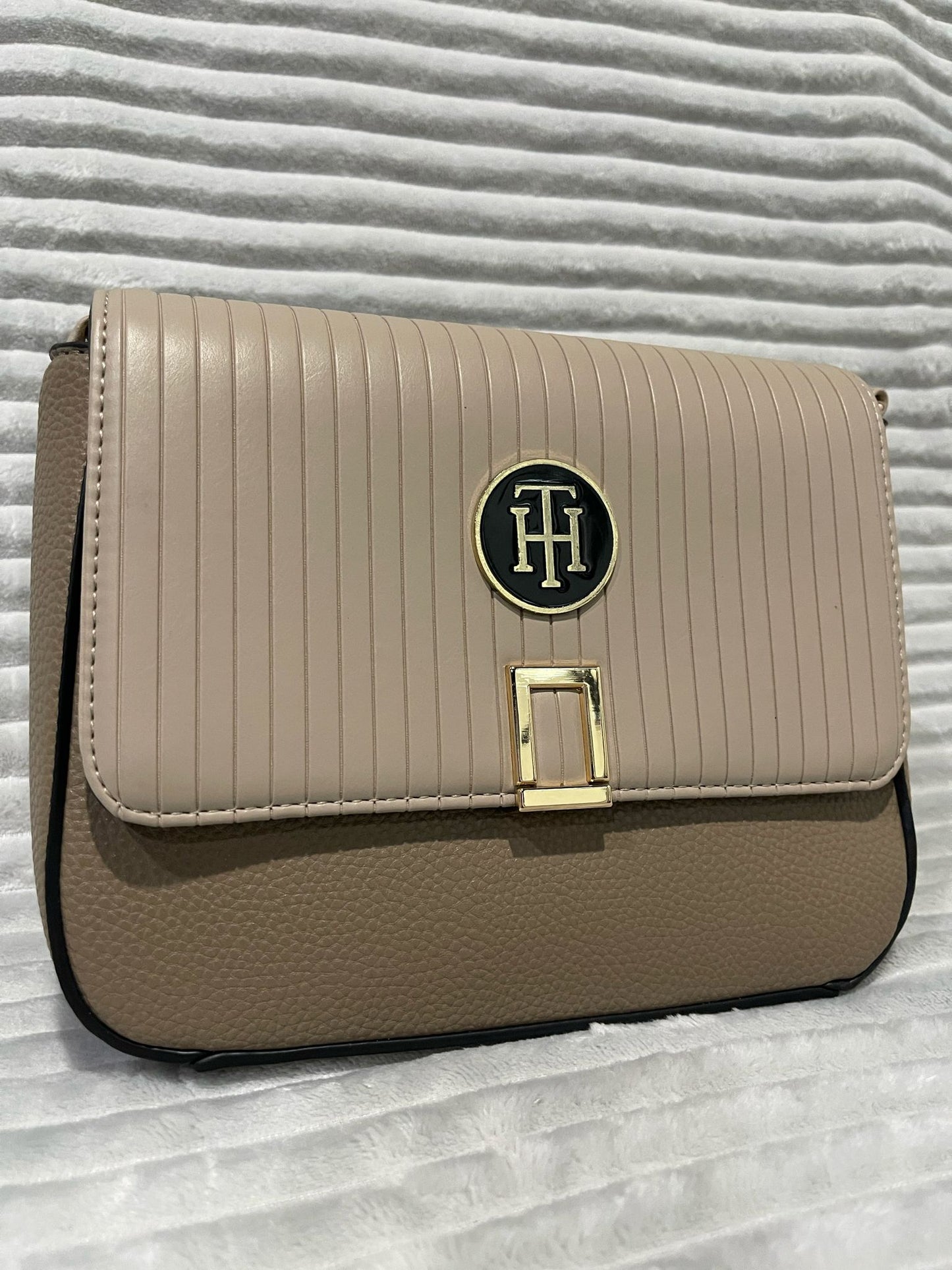 Clara Crossbody Bag