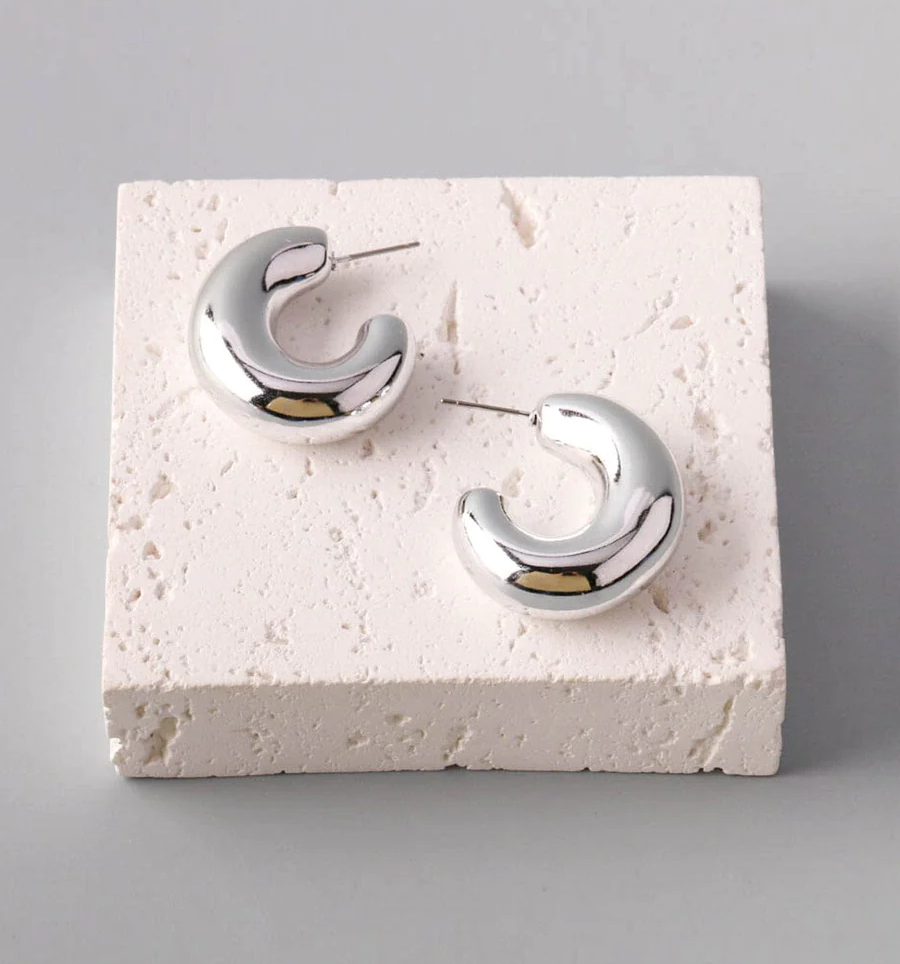 WOMEN'S SILVER HALF HOOP EARRINGS