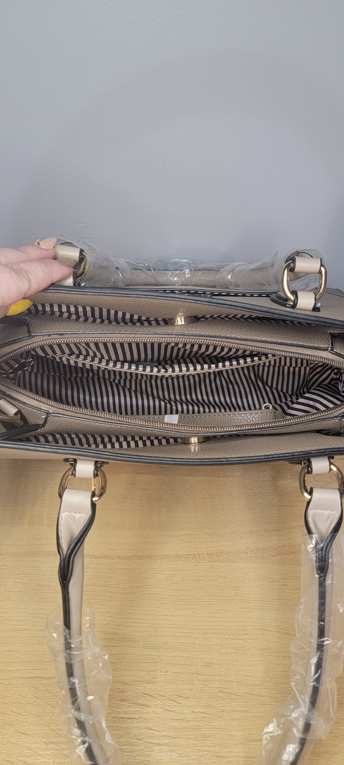 Clara Handbag
